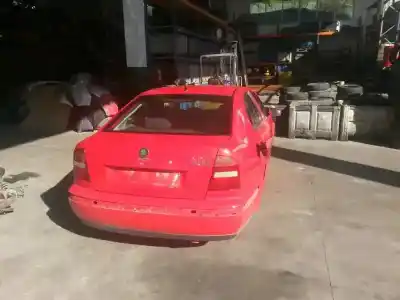 Verschrottungsfahrzeug skoda octavia berlina (1u2) 1.6 des jahres 1999 angetrieben 