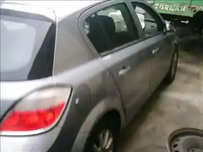 Scrapping Vehicle opel astra h sedán (a04) 1.7 cdti (l69) of the year 2004 powered z 17 dth