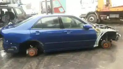 Veicolo di demolizione toyota lexus is 200 (gxe10) 2.0 cat dell'anno 1999 alimentato 1g-fe