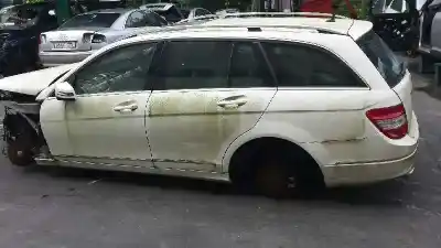 Здавання транспортного засобу mercedes-benz clase c (w204) berlina 2.2 cdi cat року 2007 потужний 651911