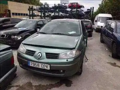 Scrapping Vehicle renault megane ii sedán (lm0/1_) 1.9 dci (lm0g lm1g lm2c) of the year 2002 powered f9q 800