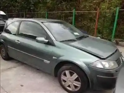 Scrapping Vehicle renault megane ii sedán (lm0/1_) 1.9 dci (lm0g lm1g lm2c) of the year 2002 powered f9q 800
