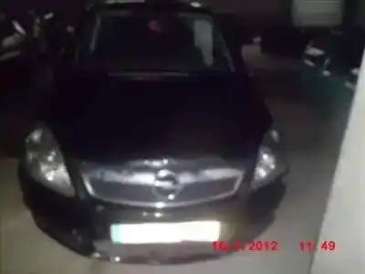Sloopvoertuig OPEL ZAFIRA B * van het jaar 2005 aangedreven Z 19 DT