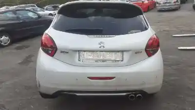 Здавання транспортного засобу peugeot 208 gti року 2017 потужний 5g04
