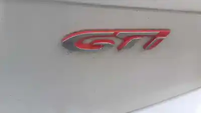Здавання транспортного засобу peugeot 208 gti року 2017 потужний 5g04