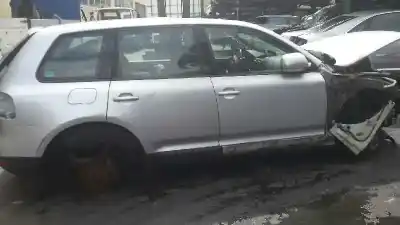 Здавання транспортного засобу volkswagen touareg (7la, 7l6, 7l7) 3.2 v6 року 2002 потужний azz