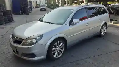 Vehículo de desguace OPEL VECTRA C CARAVAN Sport del año 2007 con motor Z19DTH