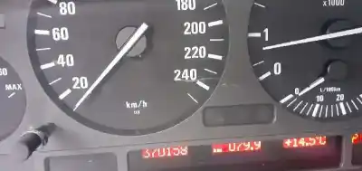 Veículo de Sucata bmw serie 7 (e38) 750i automático do ano 1999 alimentado 3060a