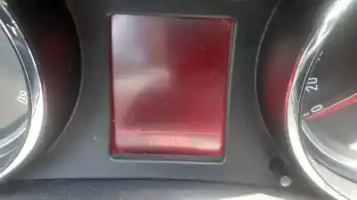 Verschrottungsfahrzeug opel insignia berlina edition des jahres 2011 angetrieben a20dth