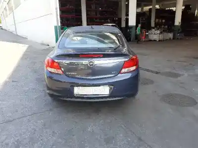 Véhicule à la ferraille opel insignia berlina cosmo de l'année 2010 alimenté a20dth