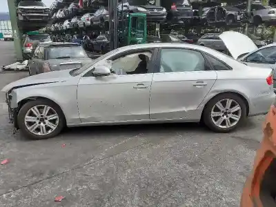 Veículo de Sucata audi a4 berlina (b8) básico quattro do ano 2008 alimentado cala