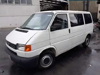 Véhicule à la ferraille volkswagen california t4 camper (7dj, 7dk, 70j) 2.4 d de l'année 1998 alimenté aja