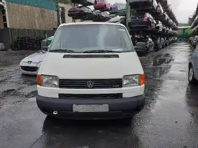 Véhicule à la ferraille volkswagen california t4 camper (7dj, 7dk, 70j) 2.4 d de l'année 1998 alimenté aja
