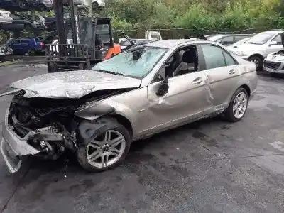 Здавання транспортного засобу MERCEDES-BENZ CLASE C (W204) BERLINA C 220 CDI (204.008) року 2008 потужний 646811