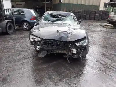 Veicolo di demolizione audi a5 coupe (8t) 3.0 tdi quattro (180kw) dell'anno 2011 alimentato cduc