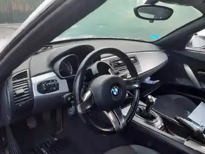 Veicolo di demolizione bmw z4 roadster (e85) 2.2i dell'anno 2004 alimentato 226s1