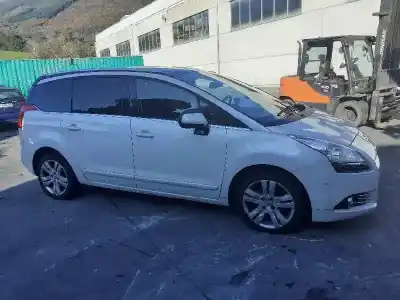 Veicolo di demolizione peugeot 5008 premium dell'anno 2011 alimentato 9hr