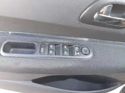 Veicolo di demolizione peugeot 5008 premium dell'anno 2011 alimentato 9hr