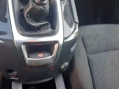 Veicolo di demolizione peugeot 5008 premium dell'anno 2011 alimentato 9hr