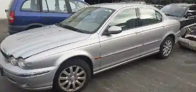 Здавання транспортного засобу JAGUAR                                             X-TYPE I (X400)                                                                                                                                                                                                                                            2.5 V6 A las 4 ruedas                                                                                                                                                                                                                                      року 2004 потужний XB