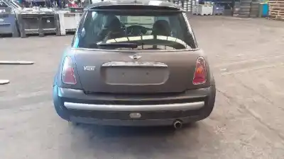 Veículo de Sucata mini mini (r50,r53) cooper do ano 2002 alimentado w10b16a