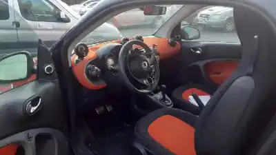 Veicolo di demolizione smart fortwo coupe basis (52kw) (453.342) dell'anno 2015 alimentato h4d