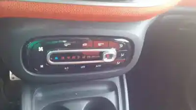 Veicolo di demolizione smart fortwo coupe basis (52kw) (453.342) dell'anno 2015 alimentato h4d