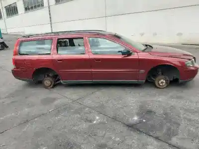 Veículo de Sucata volvo v70 familiar 2.4 (103kw) do ano 2003 alimentado b5244s2