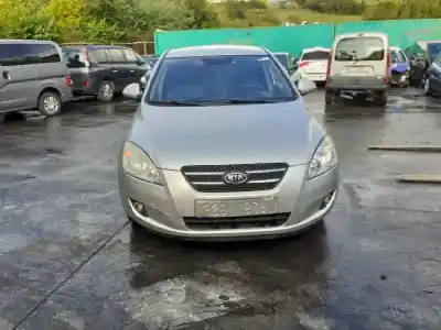Scrapping Vehicle kia cee´d active of the year 2008 powered d4fb