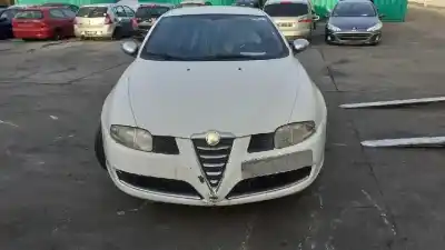 Здавання транспортного засобу alfa romeo                                         gt (125)                                                                                                                                                                                                                                                   1.9 jtd 16v 150/ distinctive року 2006 потужний 937a5000