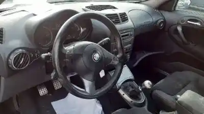Здавання транспортного засобу alfa romeo                                         gt (125)                                                                                                                                                                                                                                                   1.9 jtd 16v 150/ distinctive року 2006 потужний 937a5000
