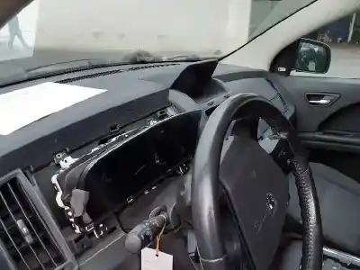 Vehicul casat dodge journey se al anului 2009 alimentat bwd