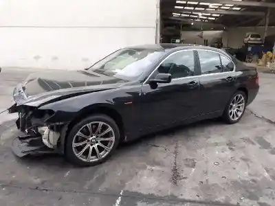 Véhicule à la ferraille bmw                                                serie 7 (e65/e66)                                                                                                                                                                                                                                          735i                                                                                                                                                                                                                                                       de l'année 2001 alimenté n62b36