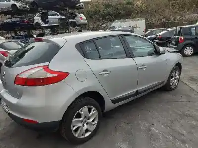 Veículo de Sucata renault megane iv berlina 5p business do ano 2013 alimentado 