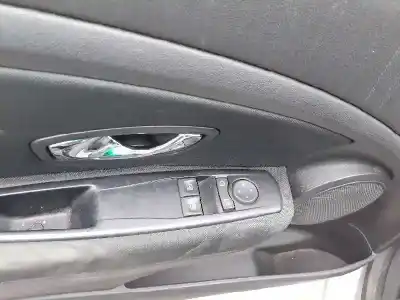 Veículo de Sucata renault megane iv berlina 5p business do ano 2013 alimentado 