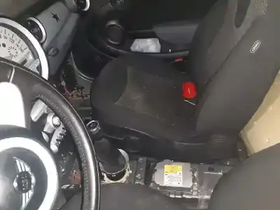 Здавання транспортного засобу mini mini (r56) cooper року 2009 потужний n12b16a