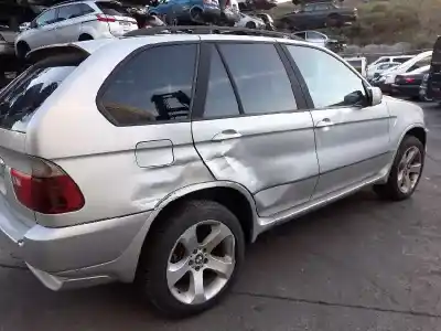 Véhicule à la ferraille bmw x5 (e53) 3.0d de l'année 2002 alimenté 