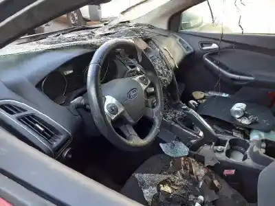 Veicolo di demolizione ford focus lim. (cb8) trend dell'anno 2012 alimentato m2da