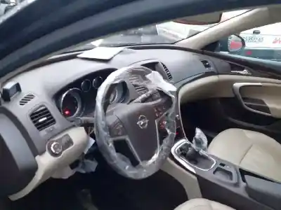 Veículo de Sucata opel insignia sports tourer cosmo do ano 2010 alimentado a20dth