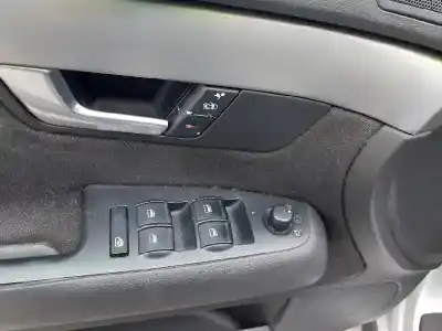 Veículo de Sucata audi a4 avant (8e) 2.0 tdi do ano 2005 alimentado blb