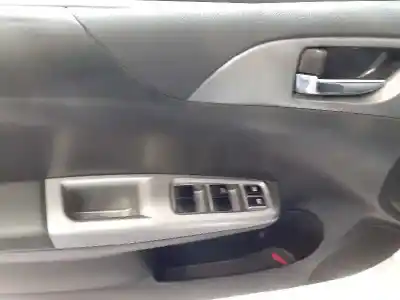 Veicolo di demolizione subaru impreza g12 classic dell'anno 2010 alimentato ee20