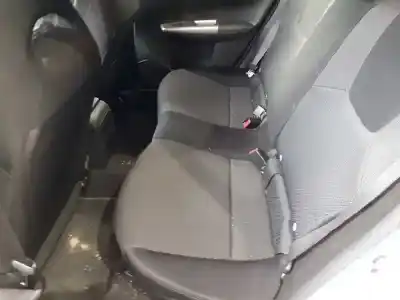 Veicolo di demolizione subaru impreza g12 classic dell'anno 2010 alimentato ee20