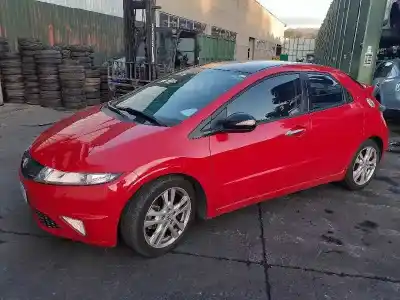 Здавання транспортного засобу HONDA CIVIC BERLINA (FN) 2.2 Type S року 2009 потужний N22A2