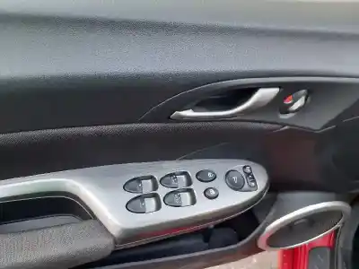 Veículo de Sucata honda civic berlina (fn) 2.2 type s do ano 2009 alimentado n22a2