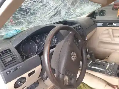 Sloopvoertuig volkswagen touareg (7la) tdi r5 van het jaar 2004 aangedreven bac