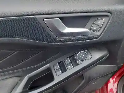 Veículo de Sucata ford focus turn. (cb8) st line tdci do ano 2018 alimentado 