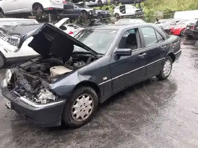 Здавання транспортного засобу MERCEDES-BENZ CLASE C (W202) BERLINA 180 (202.018) року 1999 потужний M111921