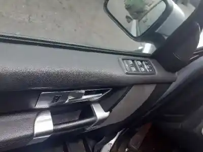 Здавання транспортного засобу land rover discovery 4 tdv6 hse року 2010 потужний 276dt