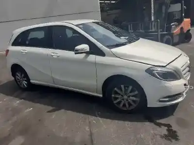 Scrapping Vehicle mercedes-benz clase b (w246) b 200 cdi (246.208) of the year 2013 powered om651901