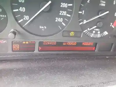 Veículo de Sucata bmw x5 (e53) 4.4i automático do ano 2004 alimentado 448s2